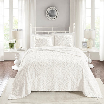 Shabby Chic Cotton Chenille Bedspread In - Full/Queen, 3 Pieces, , With 2 Shams, Machine Washable Piece , Matching For A Charming Night