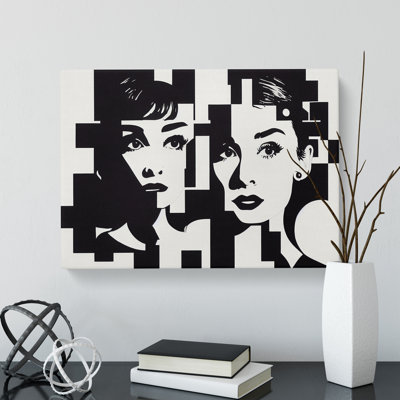 Abstract Women - Wrapped Canvas