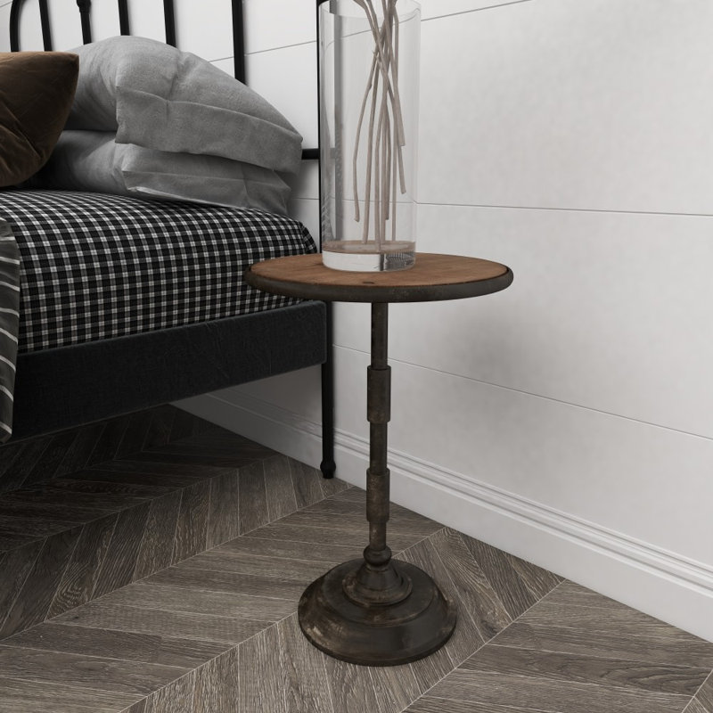 Table de bout à piédestal Garett, 2.11" H x 13.95" W x 13.95" D