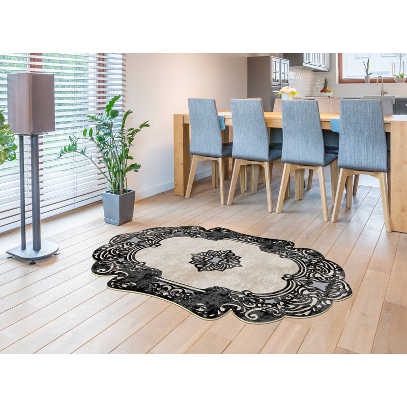 Washable Oriental Indoor Rug, Novelty 3'3" x 5'3"