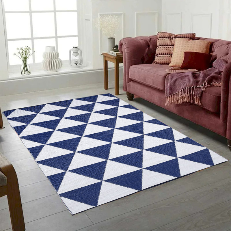 Tapis en plastique réversible bleu et blanc pour l'intérieur et l'extérieur, Rectangle 5 pi x 8 pi