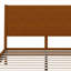 Structure de lit moderne en bois rustique, lattes de bois stables et support en métal-130090540-130090541