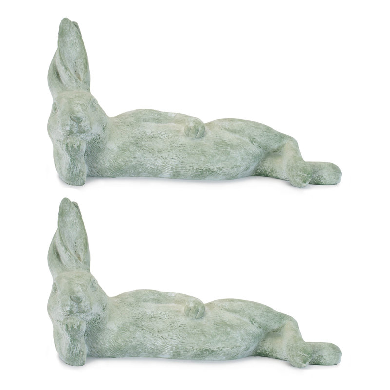 Figurine de lapin couché
