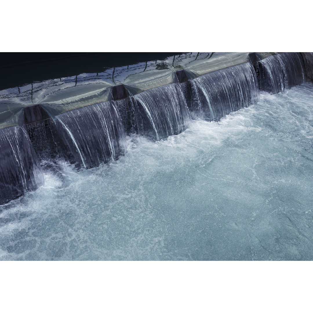 Fließendes Wasser von Marcus Lindstrom - Leinwandbild