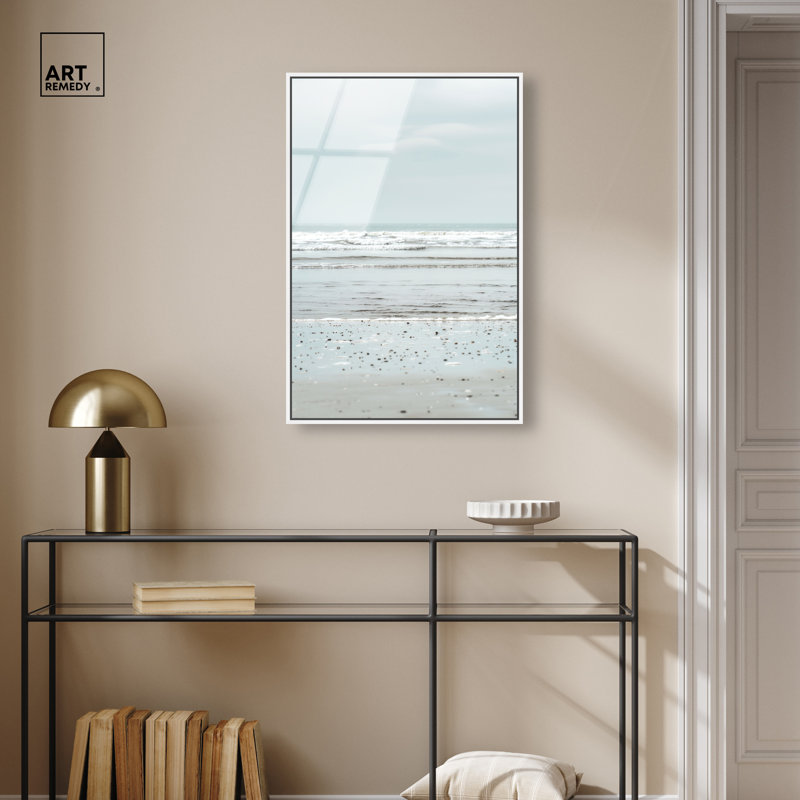Art mural côtier Mute Sea, reproduction d'art encadrée par Art Remedy, cadre argenté, 20 x 30, H 31 po x l 21 po