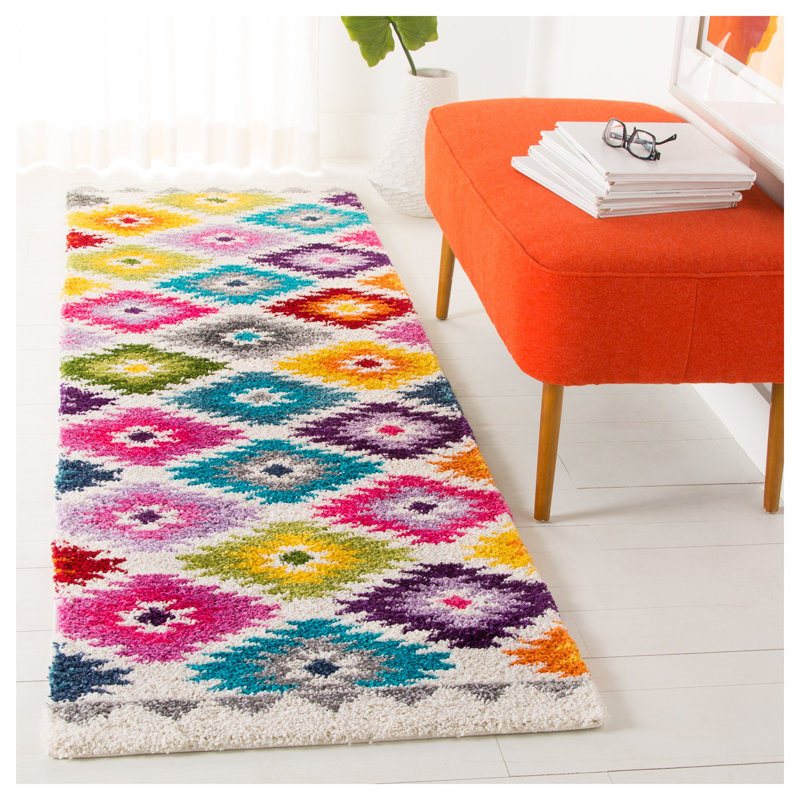 Cleveland Performance Geometric Rug, Runner 2'3" x 8'