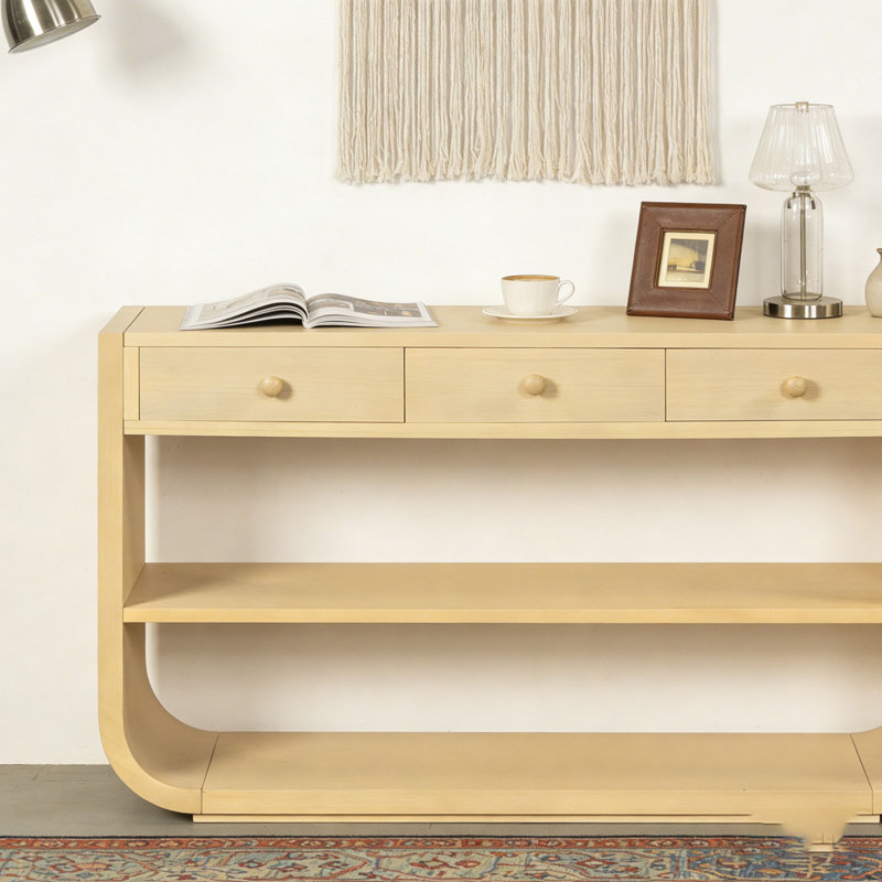 Console moderne aux lignes courbes avec 3 tiroirs Ã  fermeture douce et 2 tablettes ouvertes, Natural