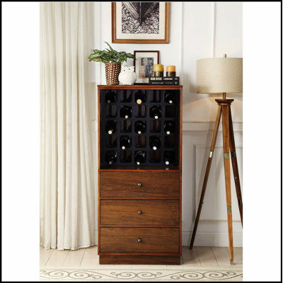 Armoire à vin Wiesta avec construction durable et rangement pratique, parfaite pour organiser et présenter votre collection de vins.