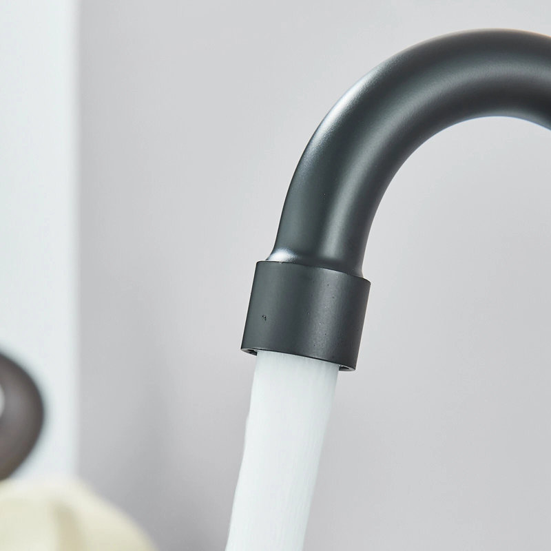 Robinet de cuisine noir mat avec bec pivotant de 12 pouces à fixation murale 8 "