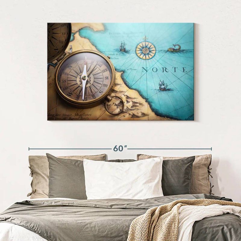 Antique style compass Aletra, H 32 po x l 48 po