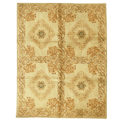 Tapis ivoire noué à la main de haute qualité