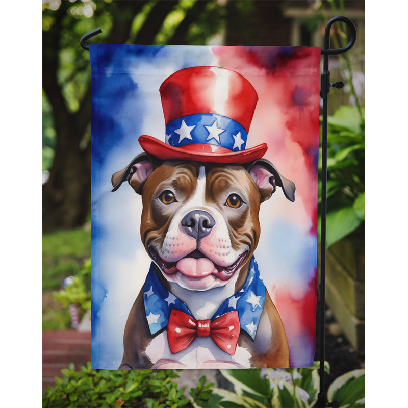 Drapeau patriotique du jardin américain, Staffordshire bull terrier