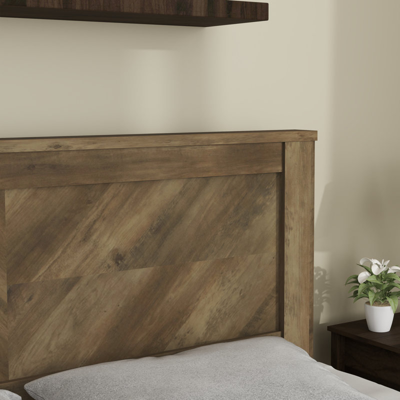 Aleshire Full Queen Headboard, Natural