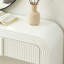 Console de style crème simple-267773078