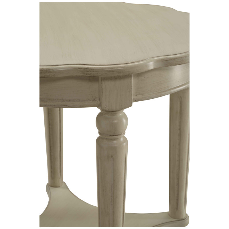 Table d'appoint ronde blanche antique avec pieds tournés et étagère inférieure