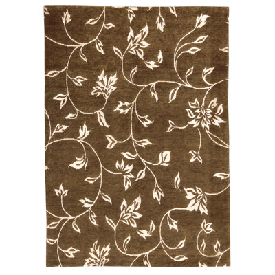 Tapis brun noué à la main de haute qualité