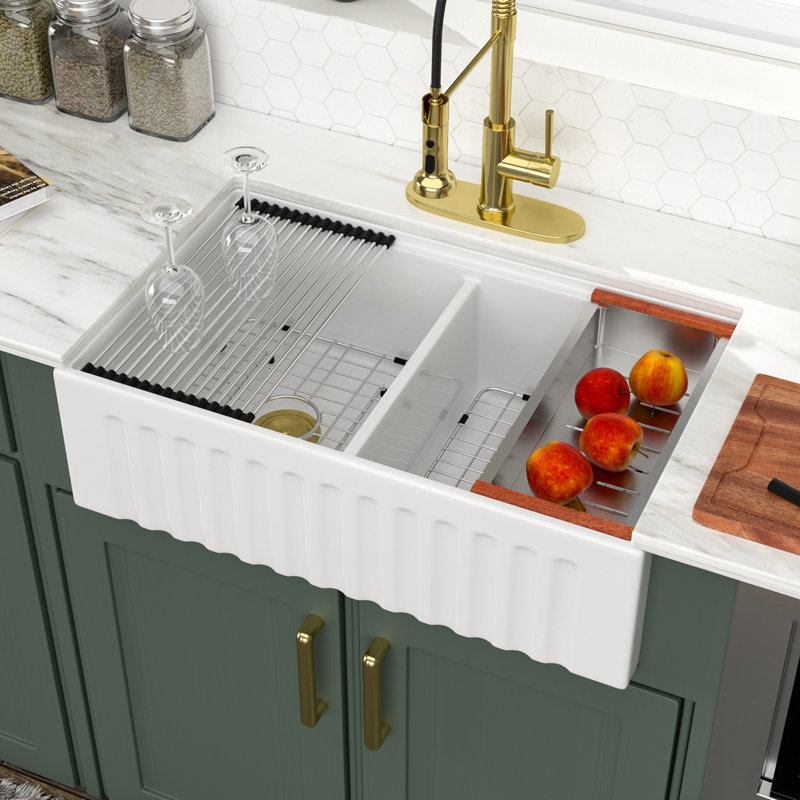 33" L x 20" W Farmhouse Double Bsin Workstation Kitchen Sink White Ceramic Kitchen Sink Double Bowl 50/50 Sink With Sink Grid, Cutting Board And Dish-Drying Rack And Drainers And Colander