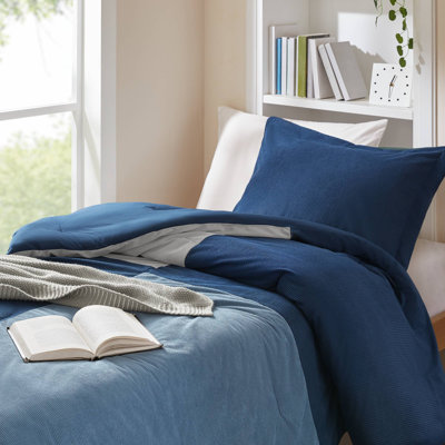 Stafford Blue Pieced 2-Piece Twin/Twin XL Comforter Set