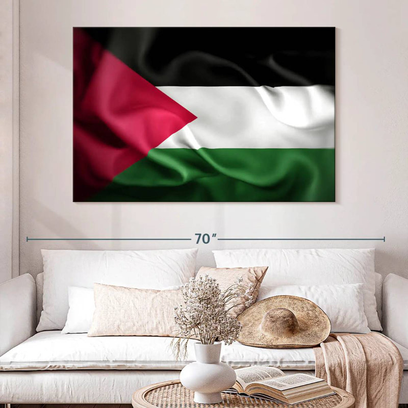 Borges Palestine Flag Close-Up, 34" H x 51" W