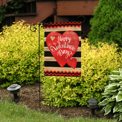 Drapeau rayé rayé pour la Saint-Valentin