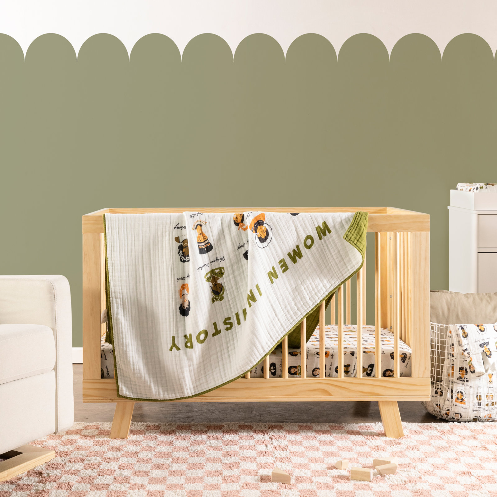 Women in History Muslin Cotton Quilt