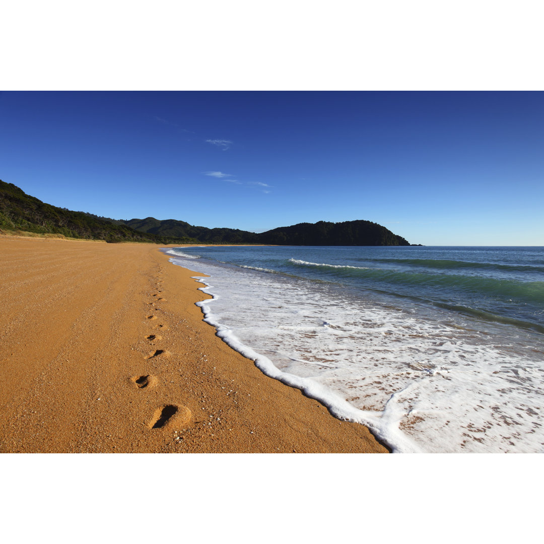 Sandstrand und Wellen - Leinwandbild