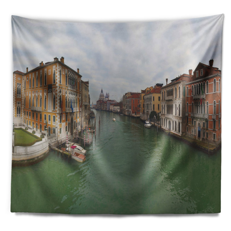 Paysage avec des eaux vertes dans la tapisserie du Grand Canal de Venise, H 78 po x l 92 po