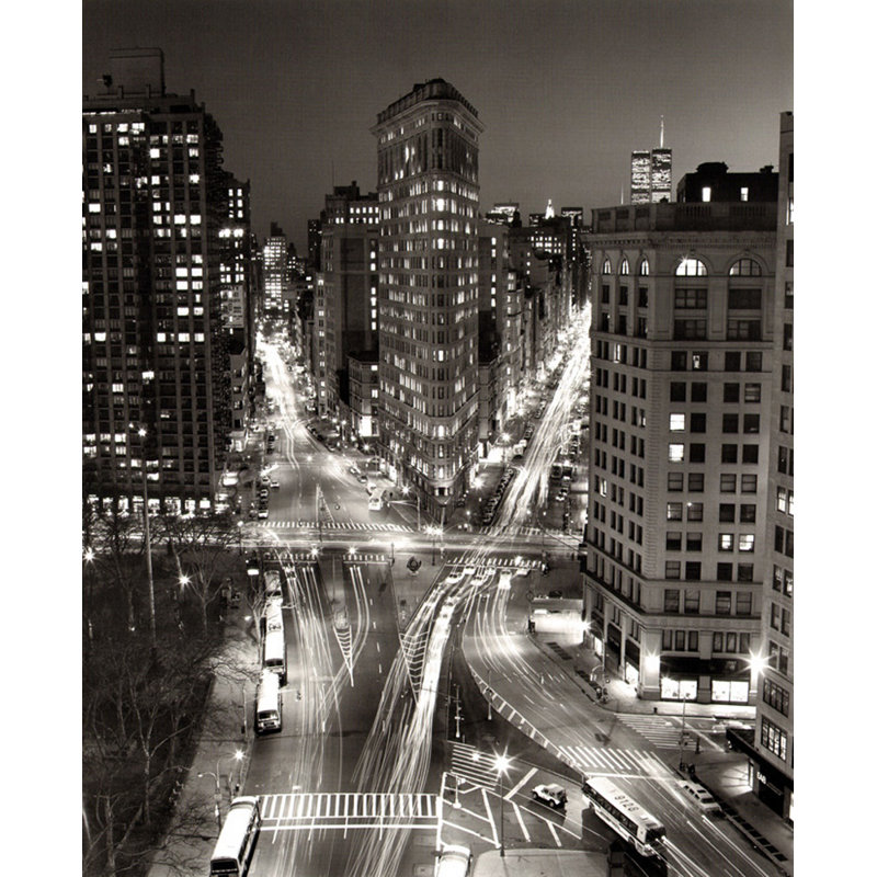 Flatiron, bâtiment de nuit, H 35 po x l 28 po