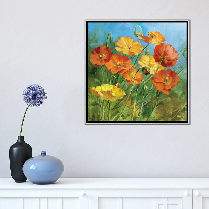 «Summer Field IV» par Danhui Nai - reproduction d'art, Aucun mat, H 18 po x l 18 po x 1,5 po, Toile avec cadre argenté