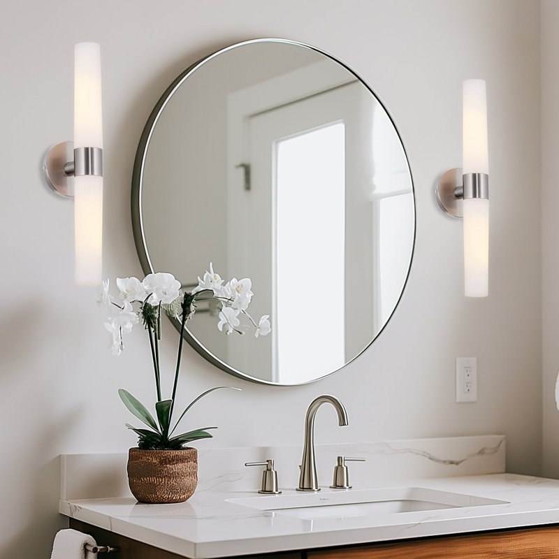 Vachel Armed Sconce