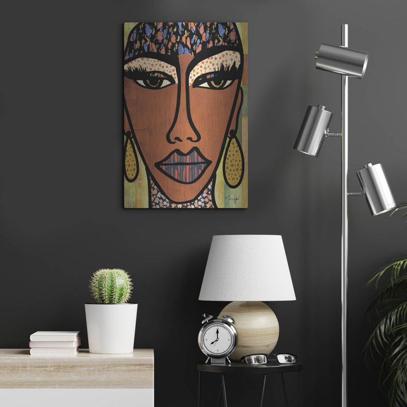 «Empowered» par Yass Naffas Designs
