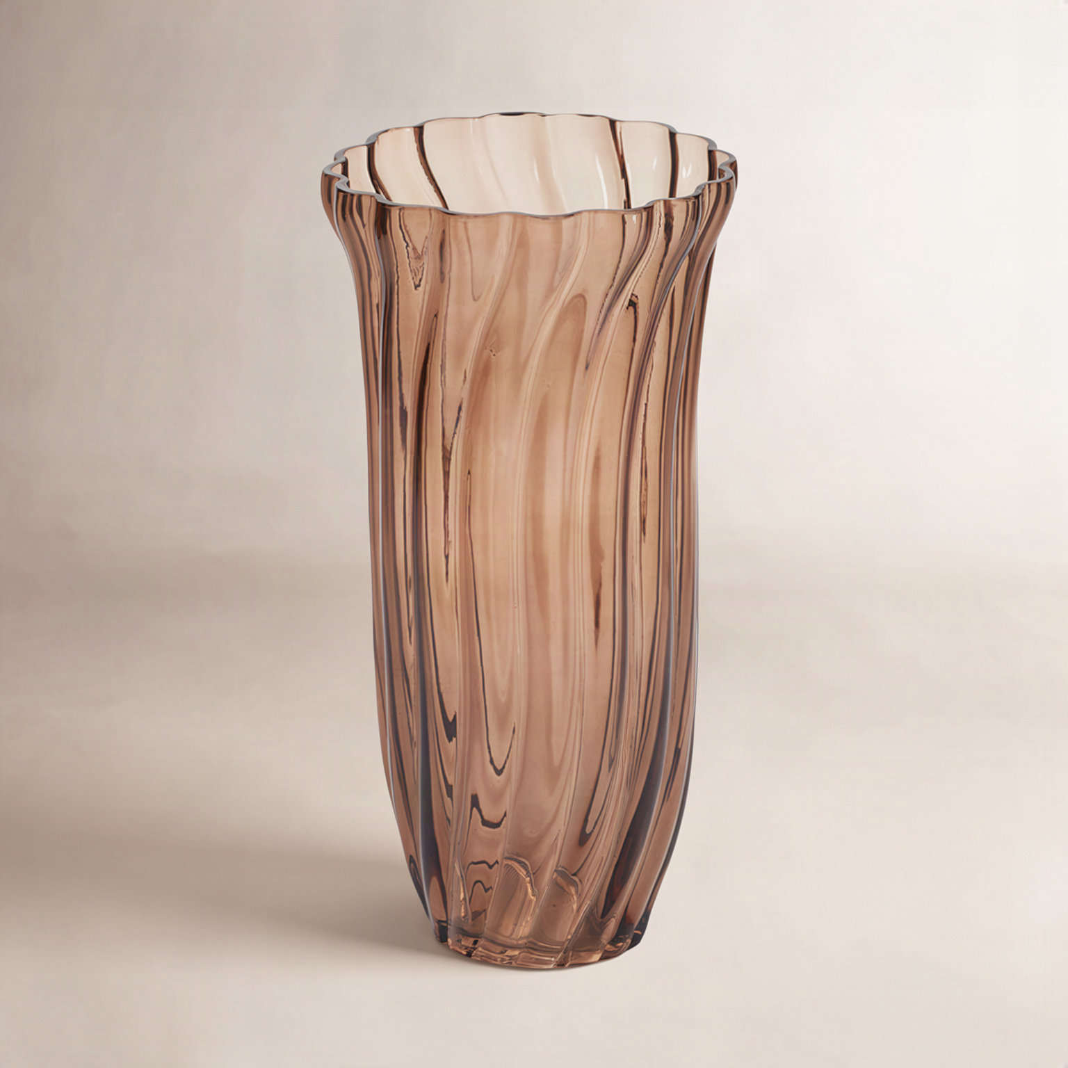 Marajo Glass Table Vase, 10" H x 5.5" W x 5.5" D