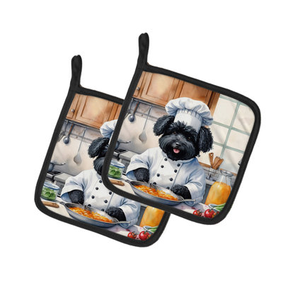 Caroline's Treasures The Dog Chef Polyester Potholder Set