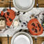 Chemin de table citrouille d'Halloween en toile d'araignée, décoration de table de salle à manger de saison-684739836-684739838