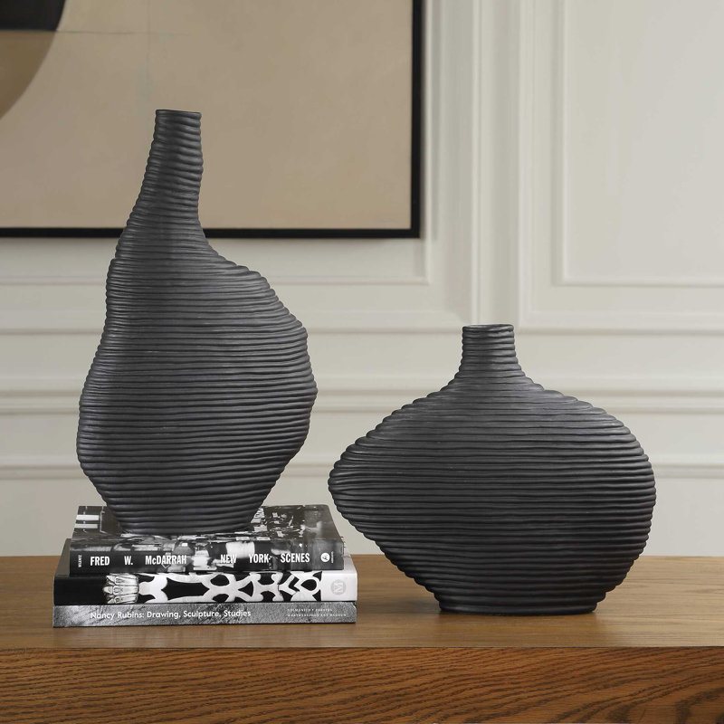 Ensemble de 2 vases noirs superposés Uttermost