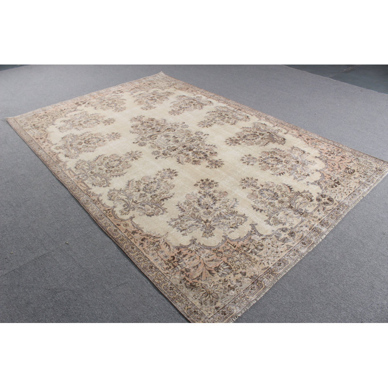 Grand tapis Oushak turc beige idéal pour décorer un salon dans un style rétro neutre