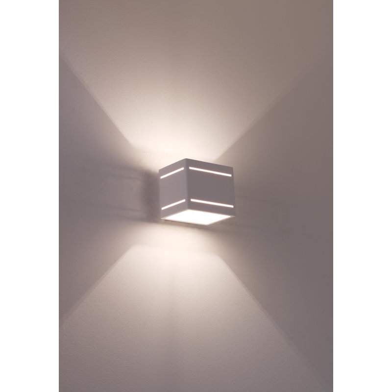 Pullum Ceramic Flush Mounted Sconce