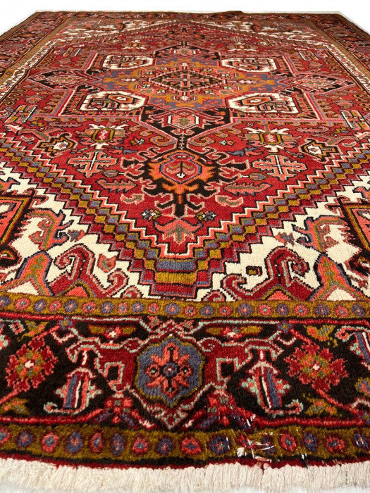 Jhaeda One-of-a-Kind 9'04'' X 7' Hand Knotted Area Rug