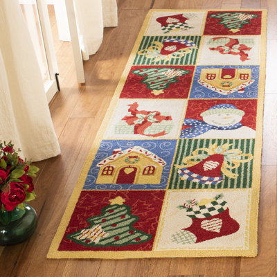 Paget Hand Hooked Wool Floral Rug