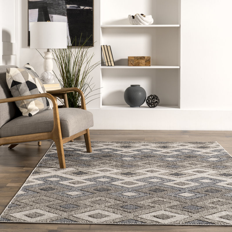 Kris Transitional Diamond Indoor/Outdoor Area Rug, Rectangle 4' x 6'
