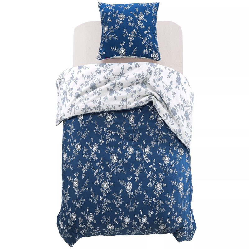 Lars Bedding, 140cm W x 220cm L, 60 x 70cm