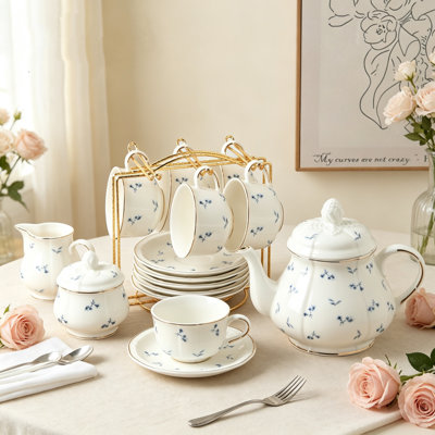 Astoria Grand Teapot