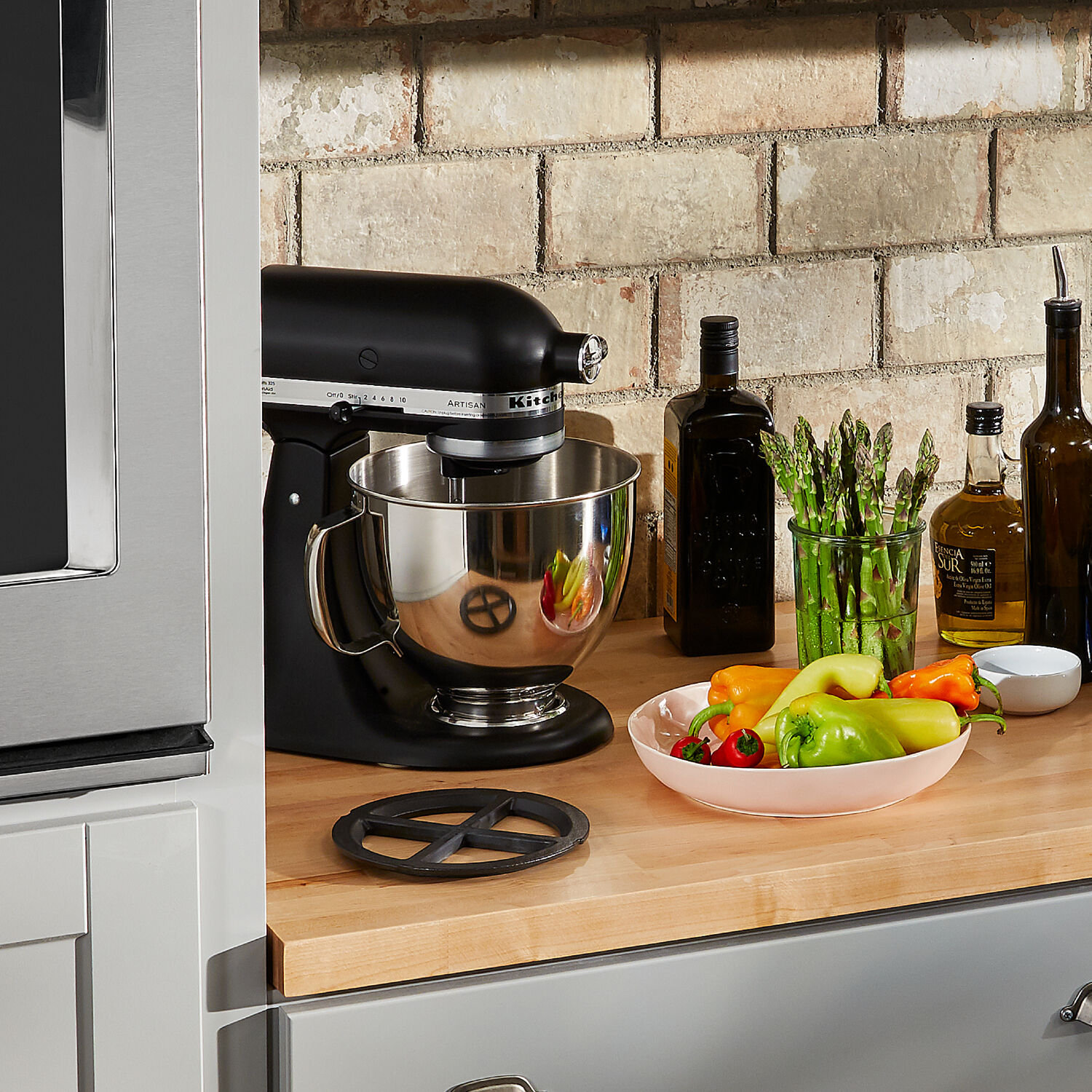KitchenAid® Artisan® Series 5qt Stand Mixer, Onyx Black