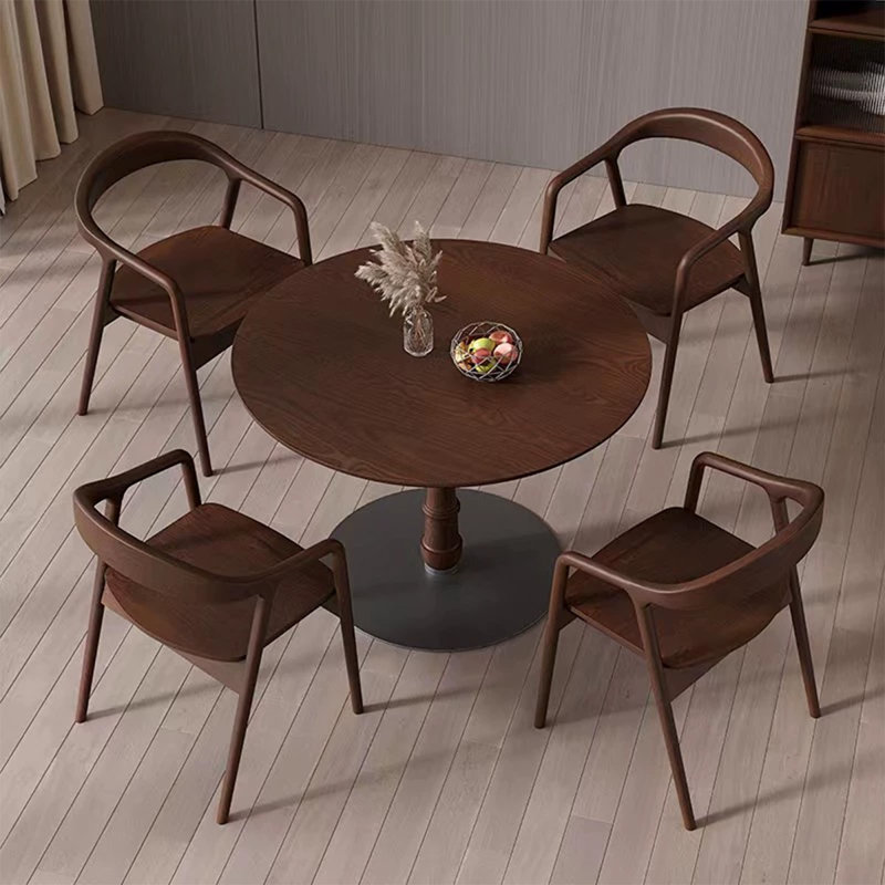 Chestnut colour Round Solid Wood Dining table, 29.53"H x 39.37"L x 39.37"W