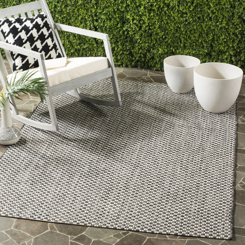 Tapis d'intérieur / extérieur à motif géométrique Dirks Performance, Rectangle 4 pi x 5 pi 7 po