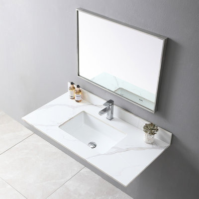 Dessus de meuble-lavabo en pierre frittée chaleureusement élégant 43 x 22 avec lavabo en céramique et pouces pré-scellés