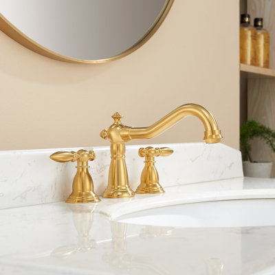 AF-006 Widespread Bathroom Faucet