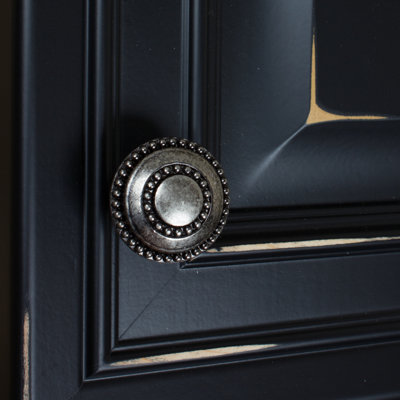 1 3/8" Diameter Round Knob