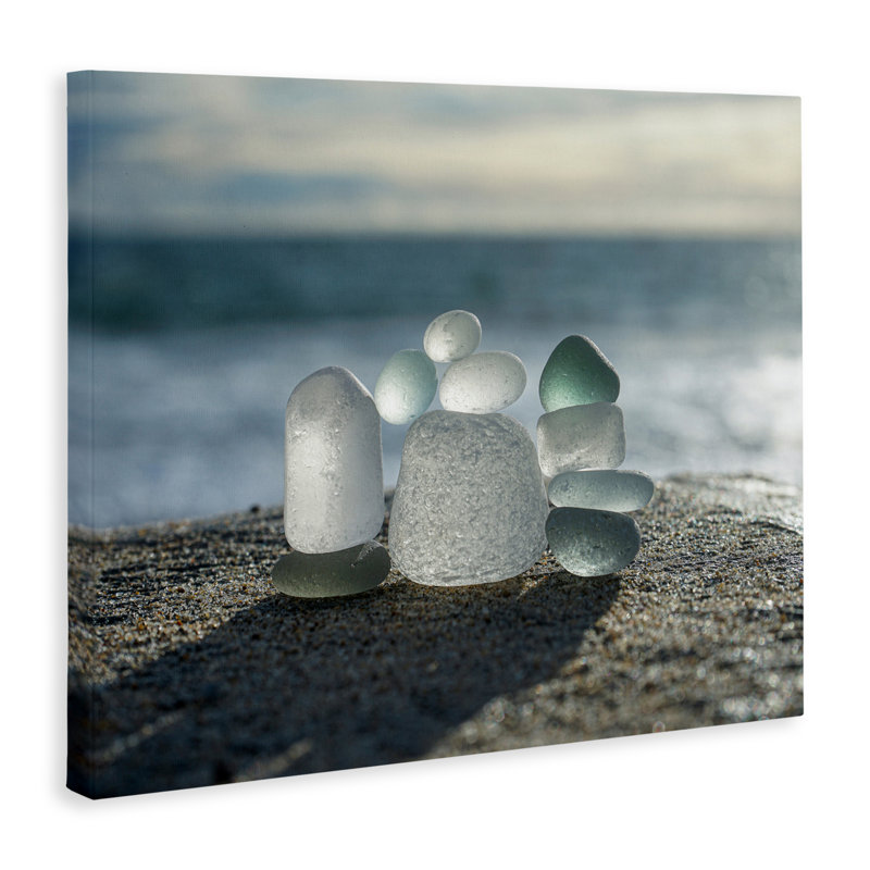 Toile de galets en verre Balancing Sea, design par LMarie Allen, H 30 po x l 40 po