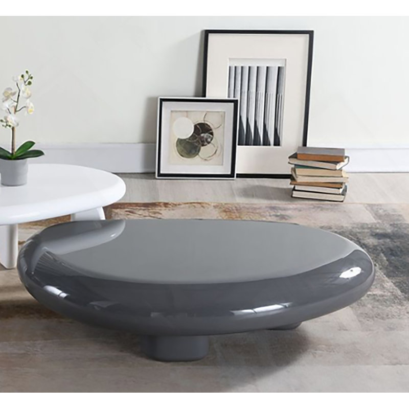 Table basse grise ultrabrillante